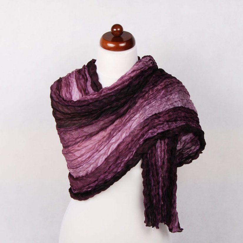 Hodvábny šál pokrčený fialovohnedý