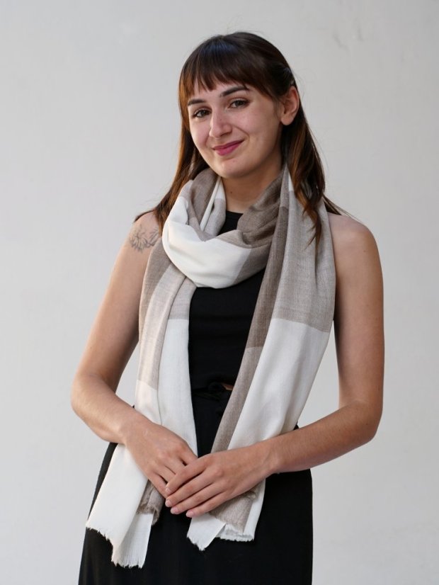 Kaschmirische Pashmina exklusiv kariert graubraun mit Weiß