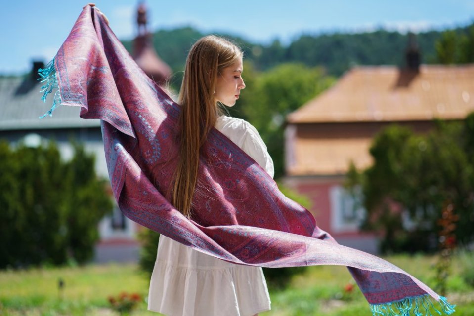 Hedvábné šály Super střední