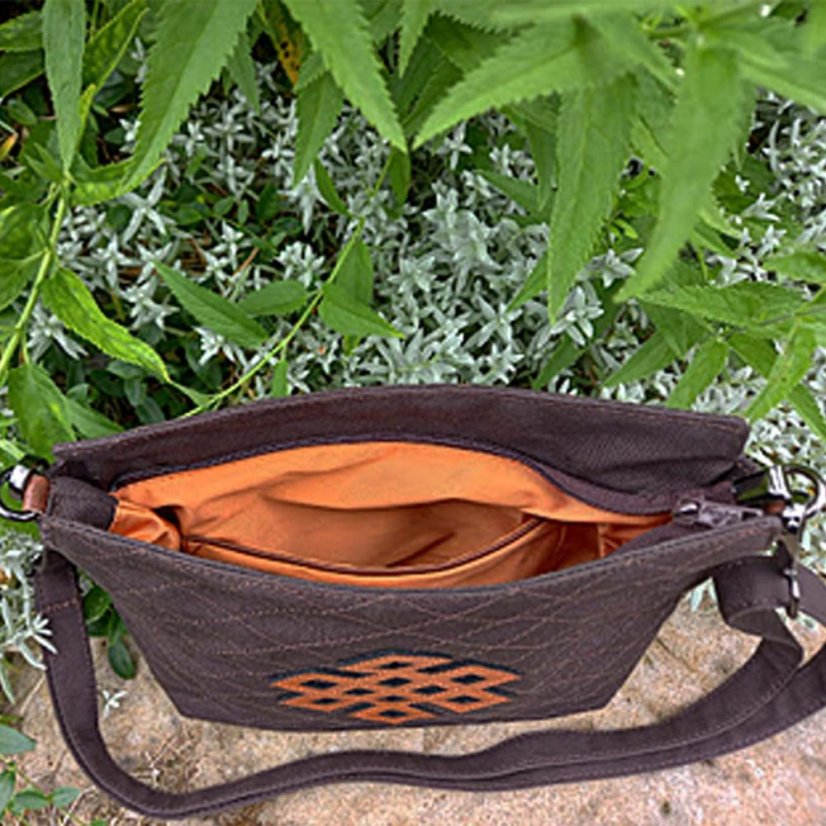 Tibetská kabelka crossbody Tharpa tmavě hnědá