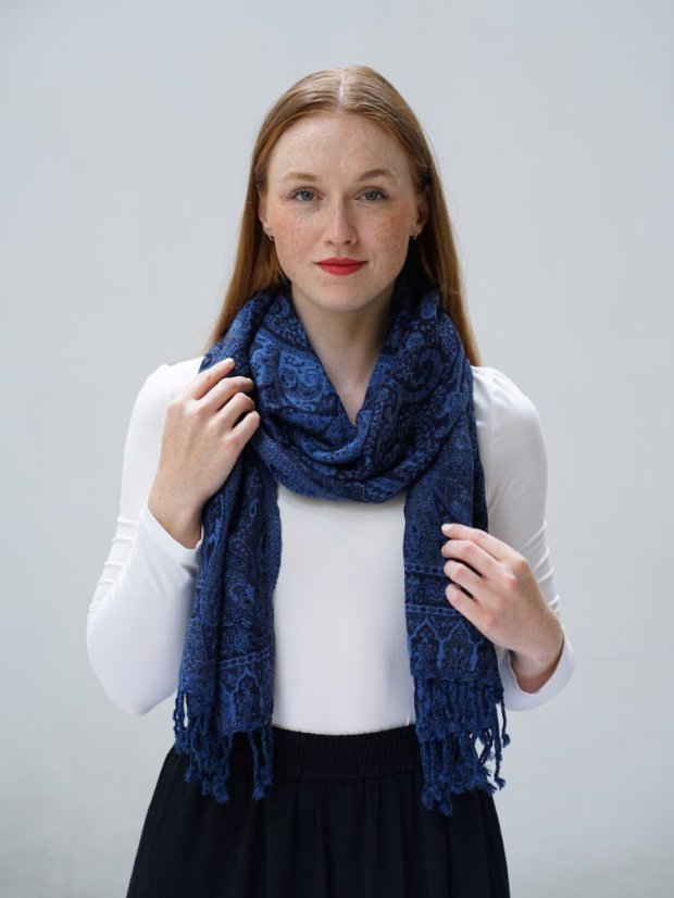 Schal aus Merinowolle blau