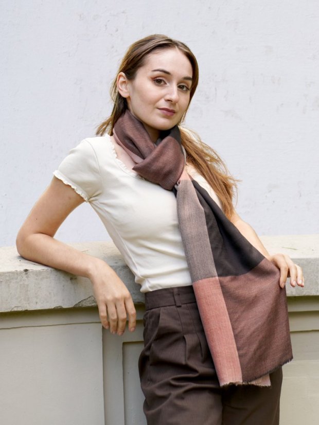 Kašmírská vlněná pašmína exclusive starorůžová s černou