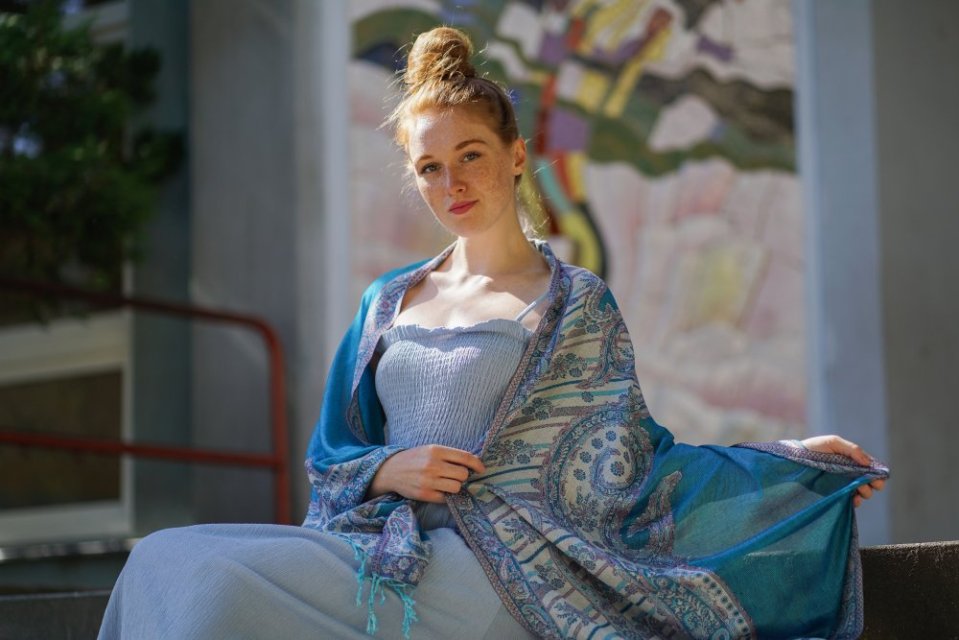 Prostříhávané šály z viskózy