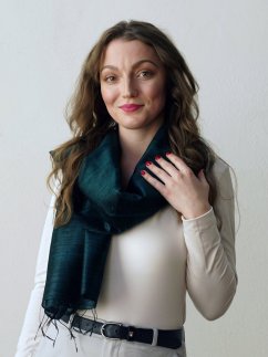 Schal aus Rohseide dunkelgrün