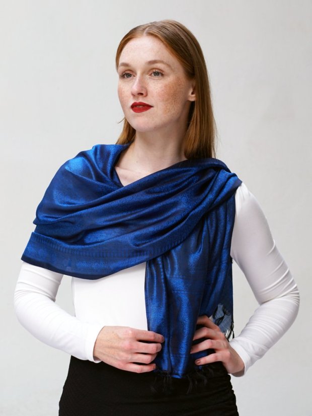 Seidenschal aus Varanasi schwarz-blau