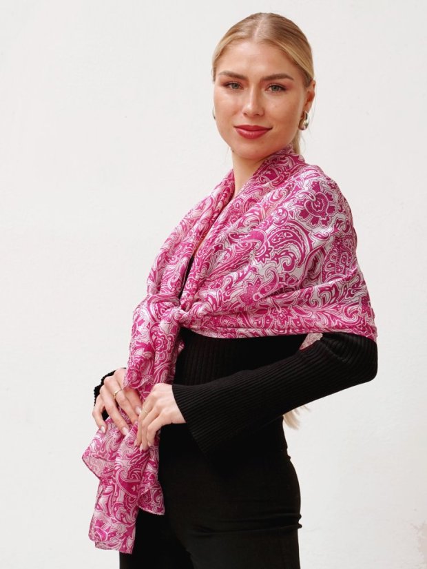 Velká hedvábná šála s ornamentálním vzorem magenta