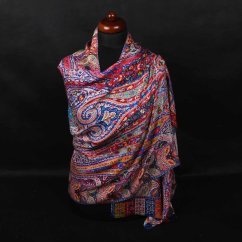 Šála z viskózy a hedvábí s potiskem s modrou a tmavě červenou