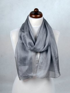 Hedvábná šála jednobarevná šedá