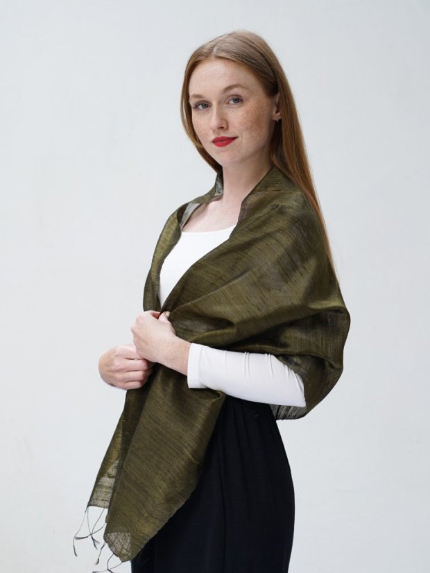 Schal aus Rohseide khaki