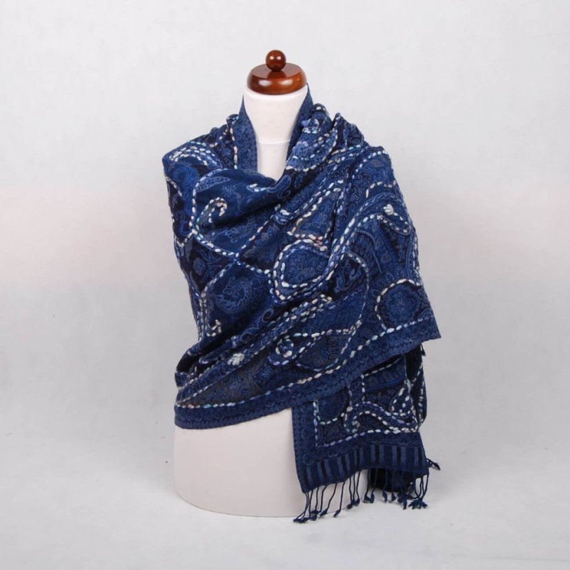Schal aus Merinowolle handgestickt Khandro dunkelblau
