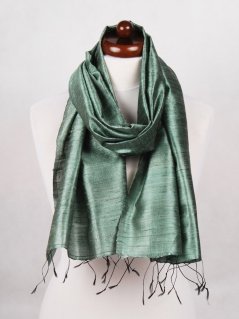 Šála ze surového hedvábí světle šedozelená