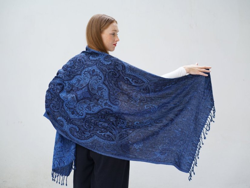 Schal aus Merinowolle blau