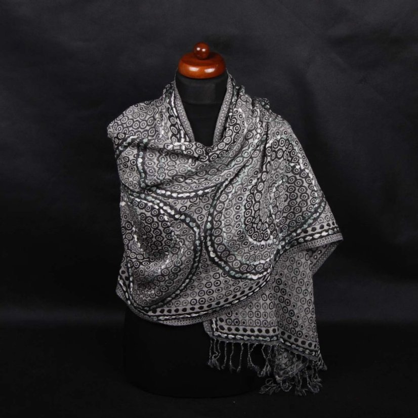 Šála z merino vlny s vyšíváním černo-smetanovo-tmavě šedá