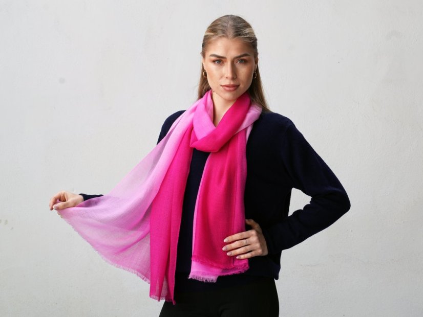 Prstýnková pašmína exclusive ombré tmavě růžová