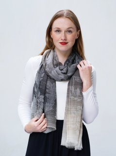 Kašmírska vlnená pašmína exclusive s čiernou farbou