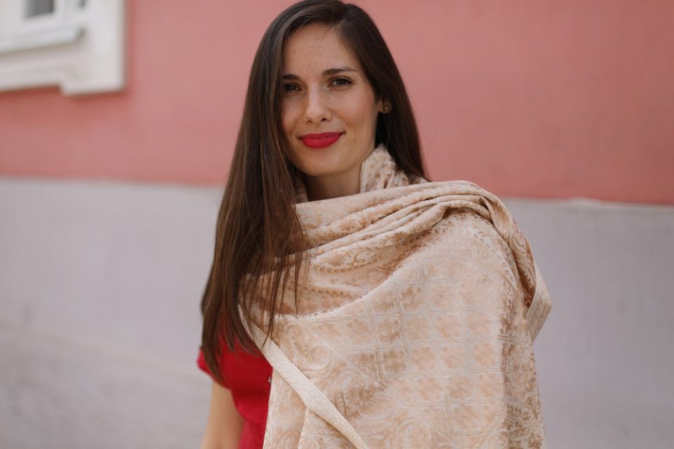 Kašmírské šály vlněné vyšívané hedvábím