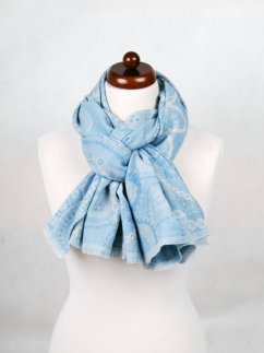Šála z merino vlny světle modrá
