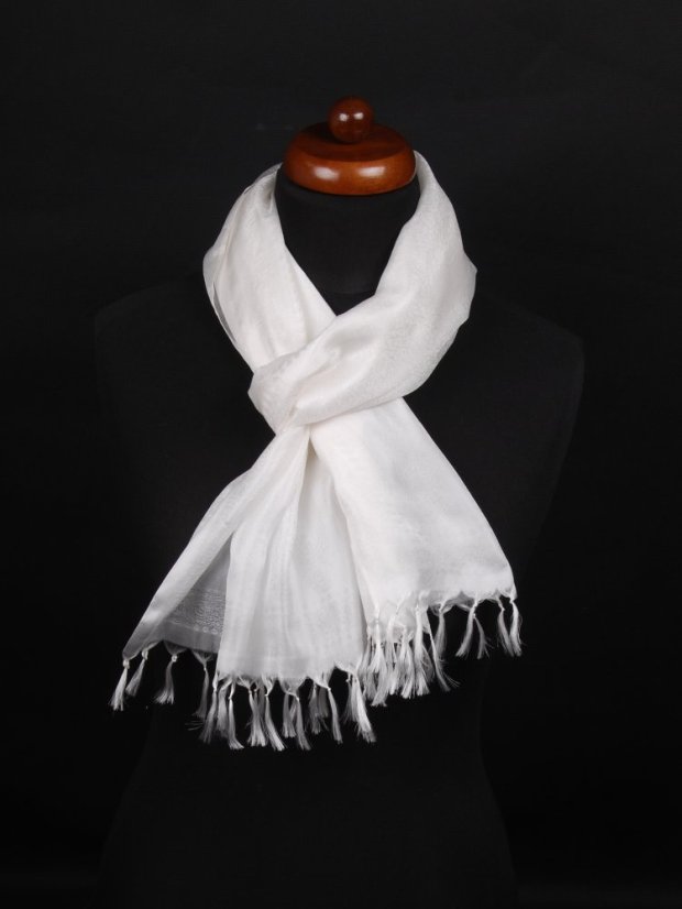 Hodvábny šál z Váránasí biely