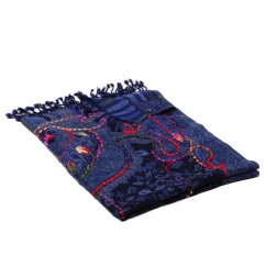 Šála z merino vlny s vyšíváním Kalsang tmavě modrá