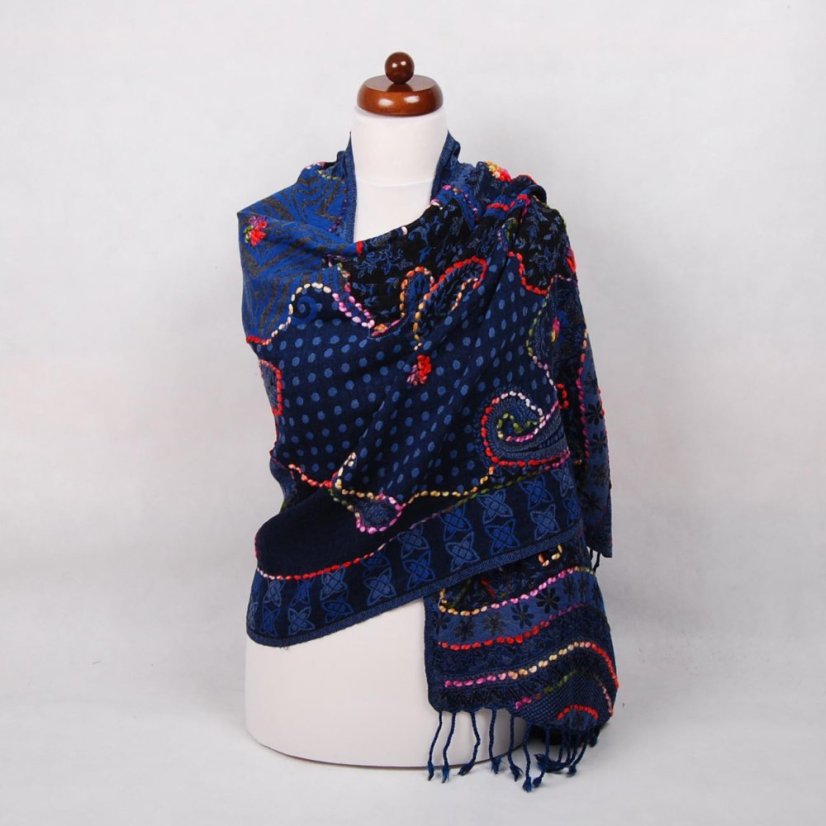 Šála z merino vlny s vyšíváním s královsky modrou a černou
