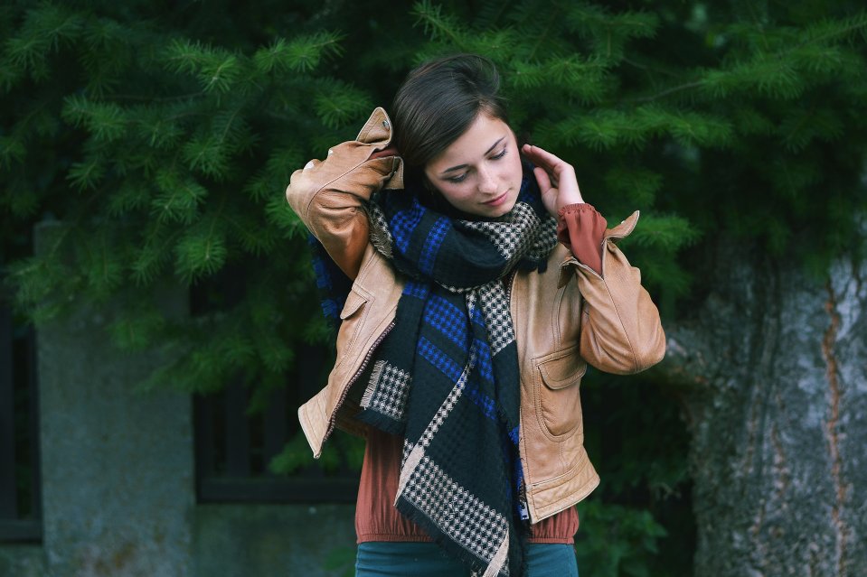 Šály z viskózy a akrylu