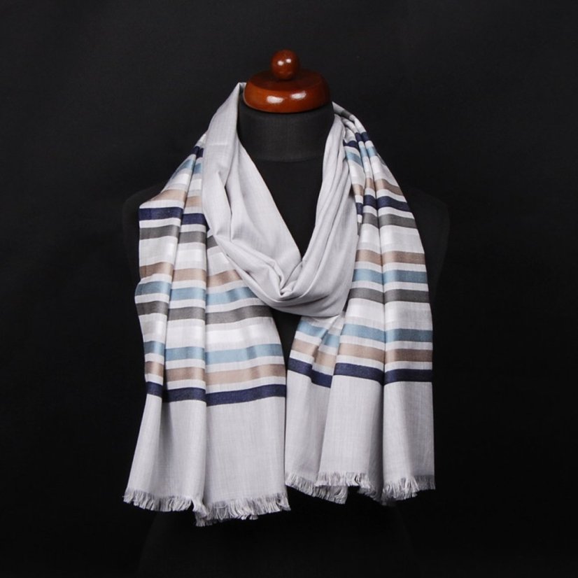 Šál z viskózy a hodvábu s pruhmi svetlošedý s čiernomodrou farbou