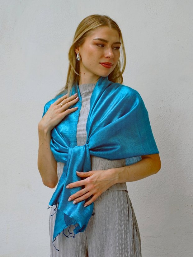 Schal aus Rohseide türkis