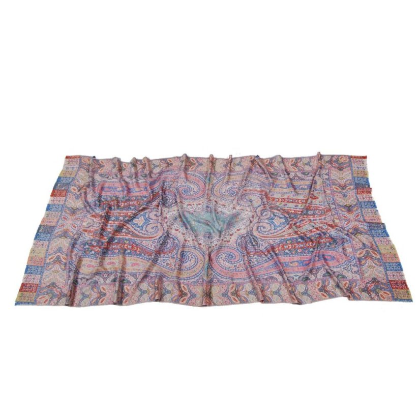 Šál z viskózy a hodvábu s potlačou s modrou a tmavočervenou farbou