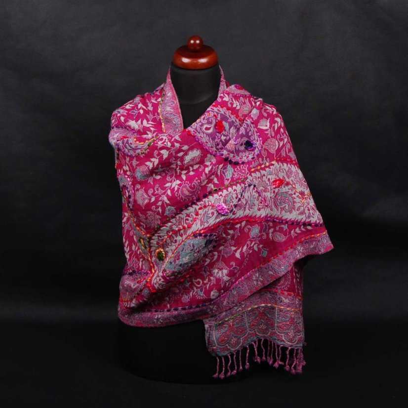Šál z merino vlny s vyšívaním s magentou