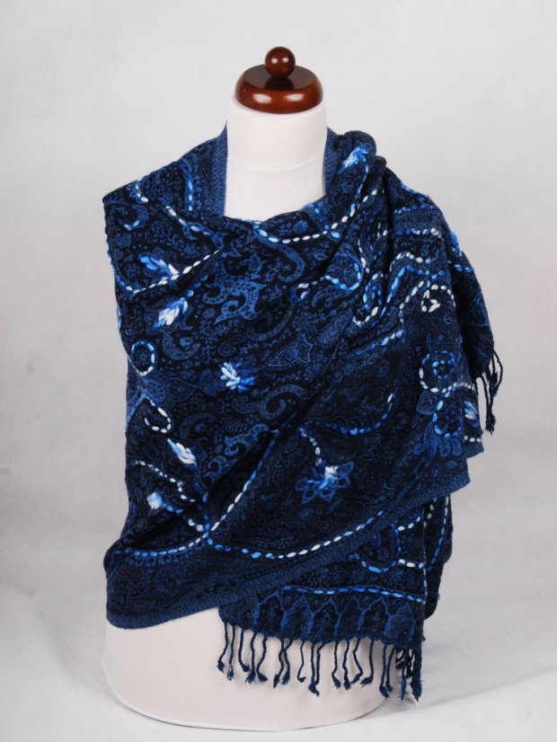 Schal aus Merinowolle handgestickt blau mit Schwarz