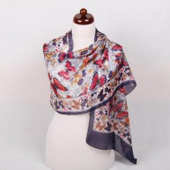 Hedvábná šála s potiskem s motýlky s šedou, černomodrou a červenou