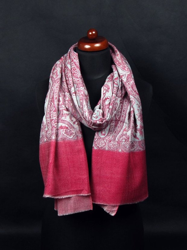 Kašmírska vlnená pašmína Khani Jamavar exclusive s tmavoružovou farbou