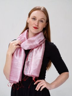 Šál zo surového hodvábu svetloružový