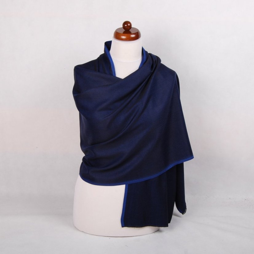 Šál z viskózy a hodvábu obojstranný modro-čierny