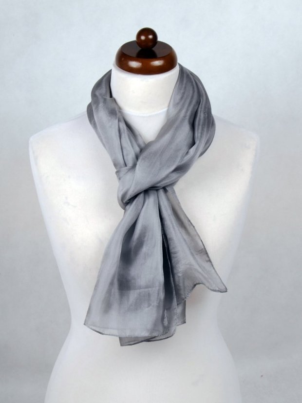 Hedvábná šála jednobarevná šedá
