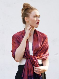 Seidenschal aus Varanasi dunkelblau-braun