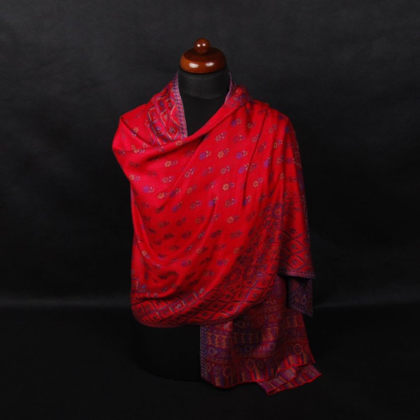 Šála z viskózy a hedvábí Khani Jamavar Metok červená s tmavě modrou