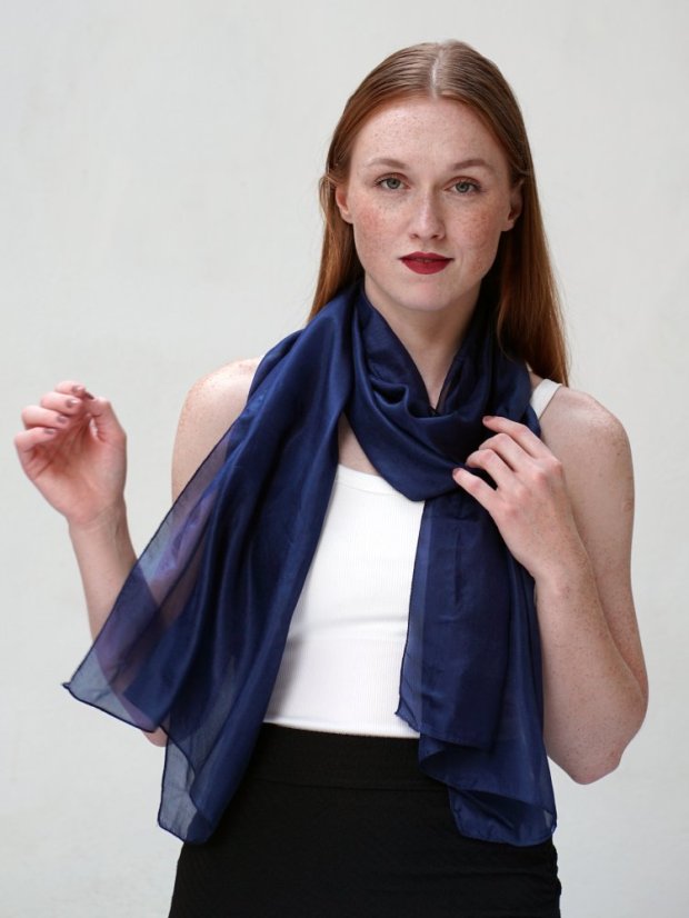 Hedvábná šála jednobarevná tmavě modrá II