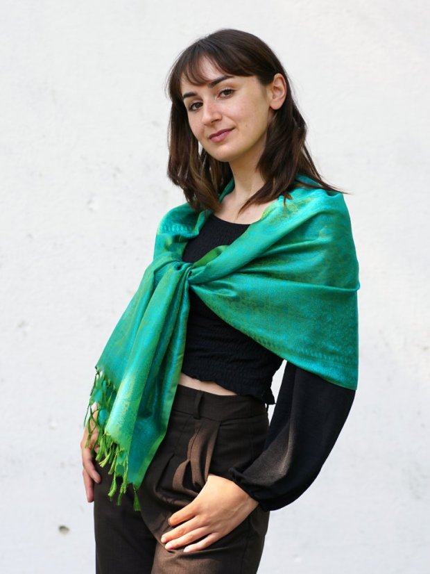 Hedvábná šála z Váránasí zeleno-tyrkysová