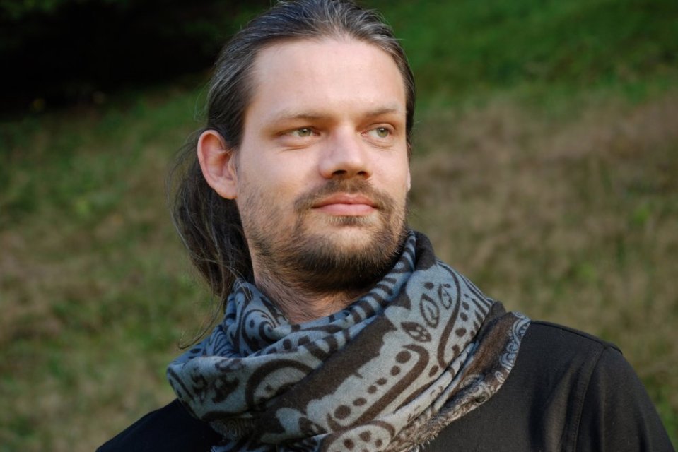 Kašmírské vlněné pašmíny s potiskem