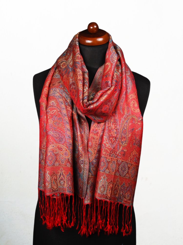 Šála z viskózy a hedvábí červená se světle modrou