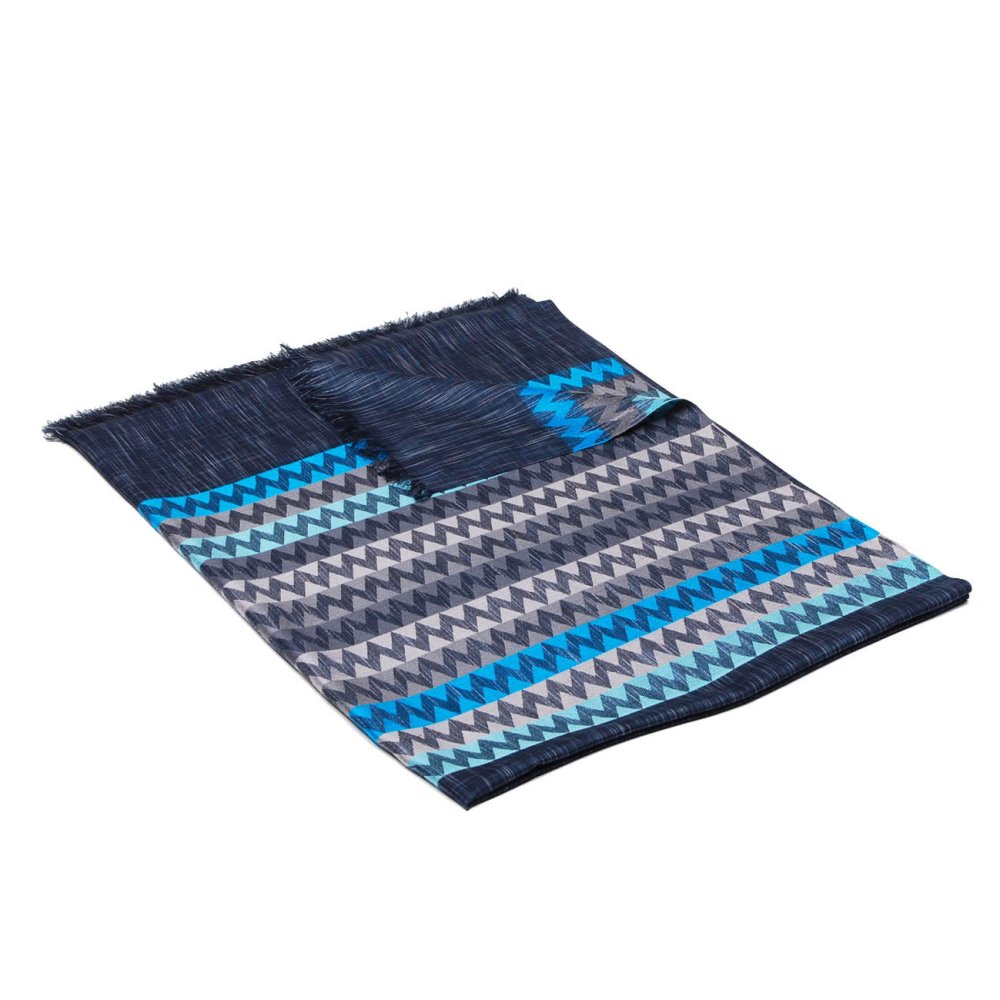 Šála z viskózy a hedvábí s pruhy tmavě šedá s šedou